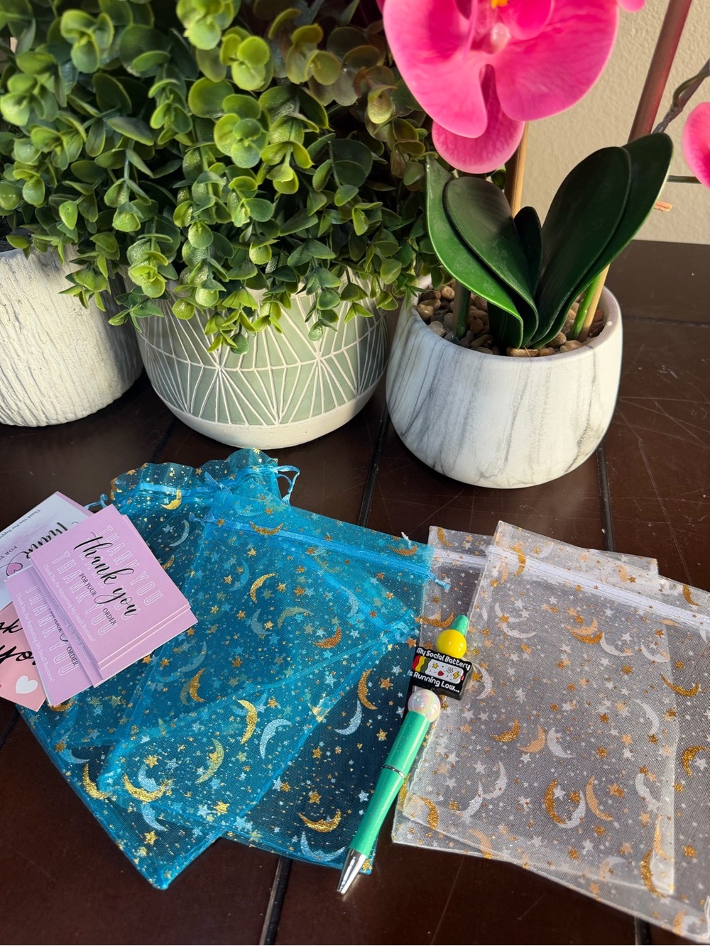 Bundle of bags/Thank you cards/Pen